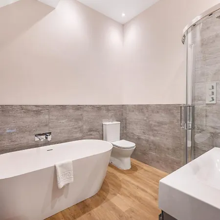 Dragonfly Ferienhaus *