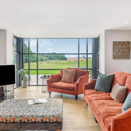 بيت للعطل Dragonfly Forcett